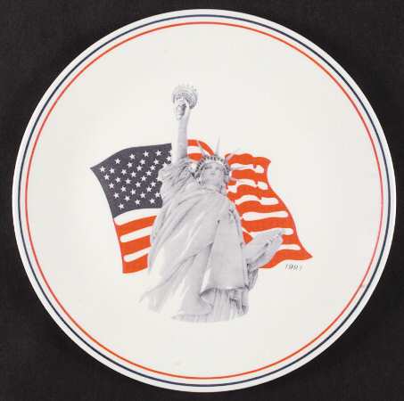 Statue of Liberty (Corelle) by Corning Corelle