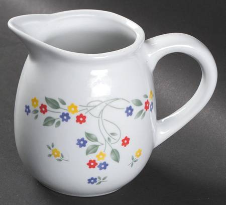 English Meadow (Corelle) Creamer