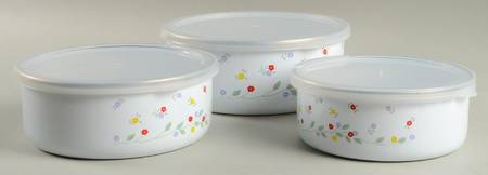 English Meadow (Corelle) 3 Pc Metal Bowl W/Plastclid (5 3/4",6 3/4",7 1/4")