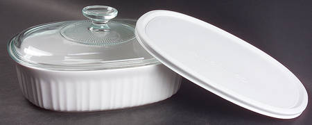 French White 1.5 Quart Oval Covered Casserole W/Glass & Plastic