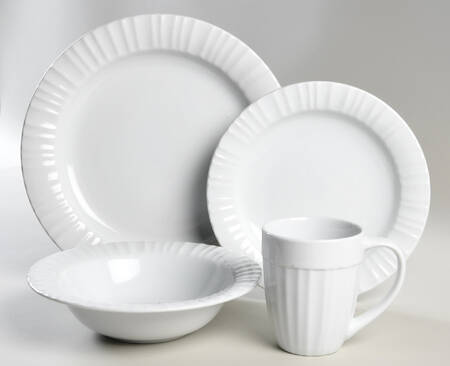 French White 32  Piece Estate Set
