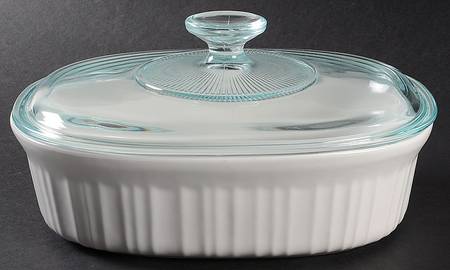 French White 1.5 Quart Oval Covered Casserole w/Plastic Lid