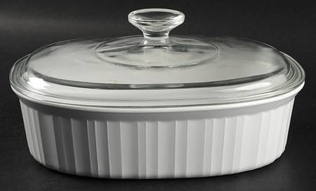 French White 1.5 Quart Oval Covered Casserole