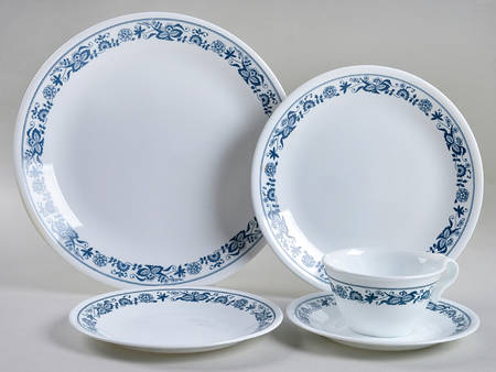 Old Town Blue (Corelle) 40 Piece Estate Set