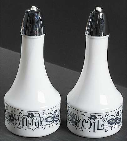 Old Town Blue (Corelle) Oil and Vinegar Shakers with Plastic Lids