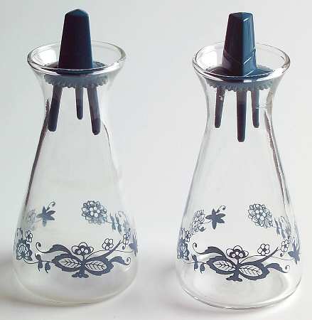Old Town Blue (Corelle) Glassware Salt and Pepper Set