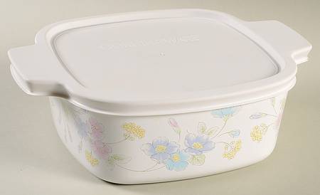 Pastel Bouquet (Corelle) 1.5 Quart Square Casserole with Lid by Corning Corelle