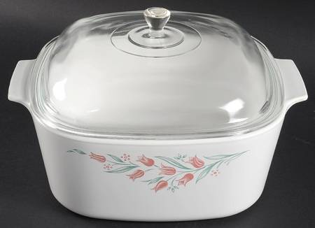 Rosemarie (Corelle) 5 Quart Square Casserole with Lid