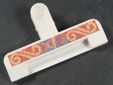 Sand Art (Corelle) Plastic Magnetic Chip Clip