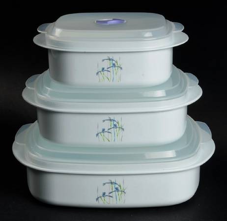 Shadow Iris (Corelle) (Set of 3)Square Plastic Microwave Bowl w/Vent Lid
