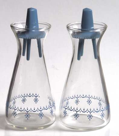 Snowflake Blue (Corelle) Glassware Salt and Pepper Set