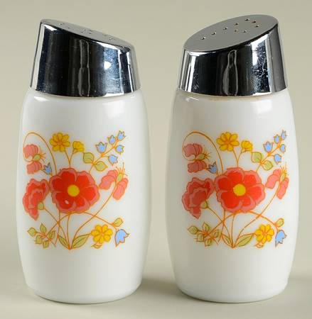 Spring Bouquet Salt & Pepper Set