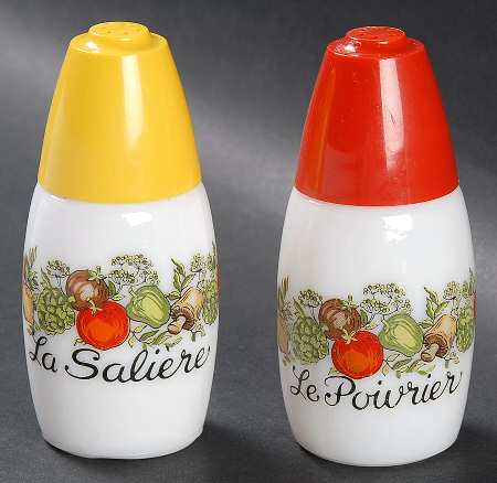 Spice of Life (Centura) Salt & Pepper Set with Lids