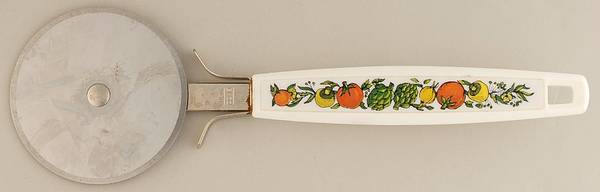 Spice of Life (Centura) Plastic Pizza Cutter