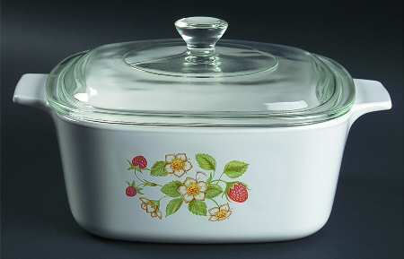 Strawberry Sundae (Corelle) 1.5 Quart Square Casserole with Lid