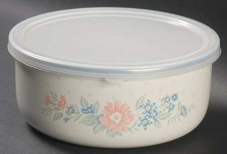 Symphony (Corelle) 71/4" Metal Bowl W/Plastic Lid
