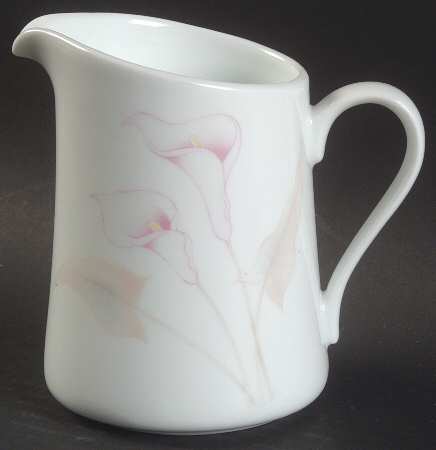 Three Dreams (Corelle) Creamer