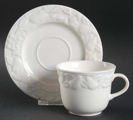 Vineyard Trellis Flat Cup & Saucer Set