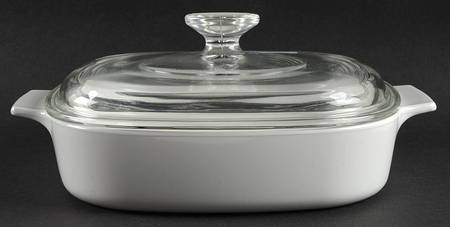 White Coupe 1.5 Quart Square Casserole with Lid