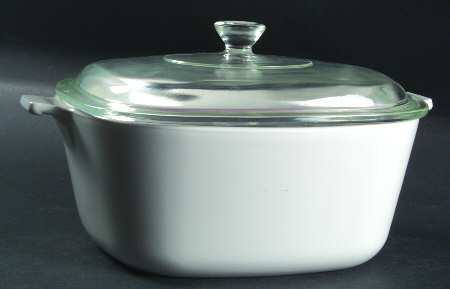 White Coupe 2.5 Quart Square Casserole with Lid