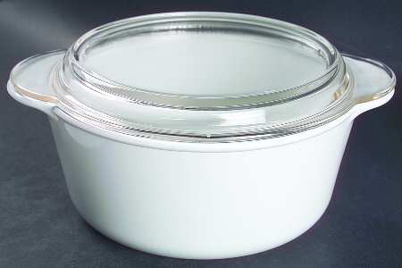 White Coupe 2.25 Qt Round Covered Casserole