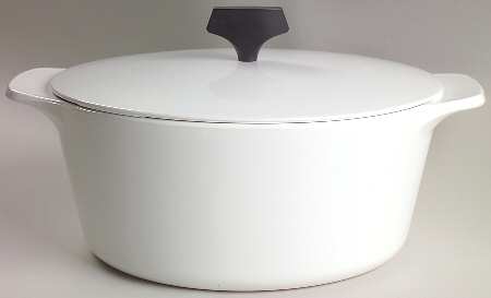White Coupe 4 Quart Buffet Server & Lid