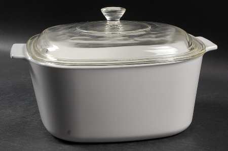 White Coupe 3 Quart Square Casserole with Lid