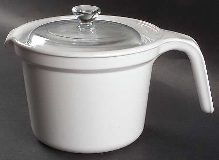 White Coupe 1.75 Quart Saucepan with Lid