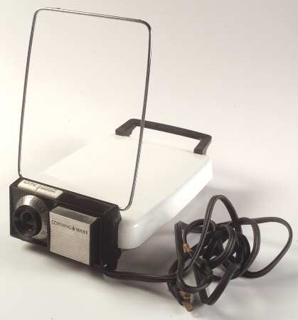 White Coupe Electromatic Heater Base
