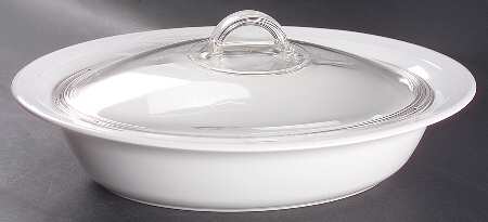 White Flora 2.25 Quart Oval Covered Casserole