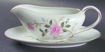 Picardy Gravy Boat & Underplate/Relish