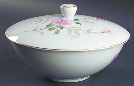 Picardy Round Covered Vegetable