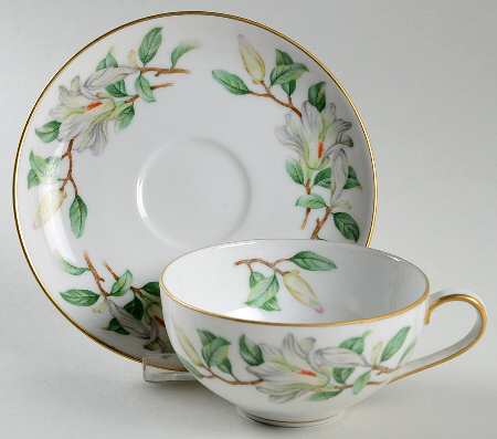 Treasure (White Magnolias) Flat Cup & Saucer Set