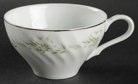 Felicia Flat Cup