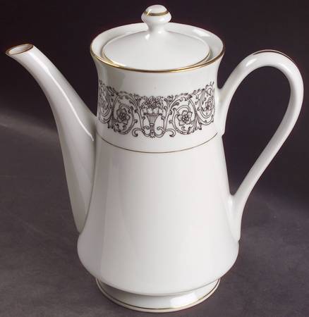 Laurent Coffee Pot & Lid