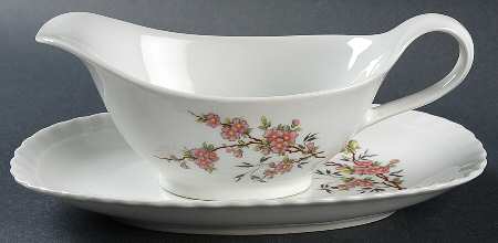 CPO2 Gravy Boat & Underplate