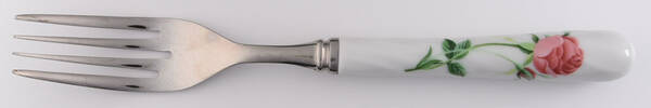 Rose Dinner Fork (7 1/2" or Larger)
