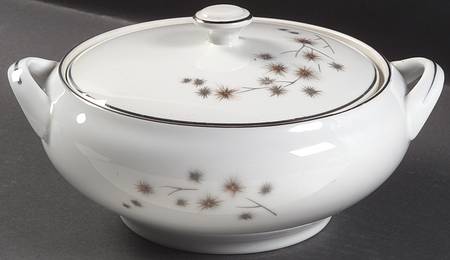 Platinum Star Burst Round Covered Vegetable by Creative