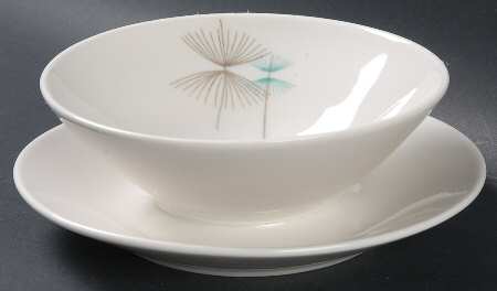 Calinda Gravy Boat with Attached Underplate