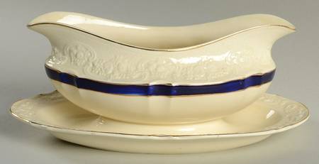 4493 Gravy Boat with Attached Underplate