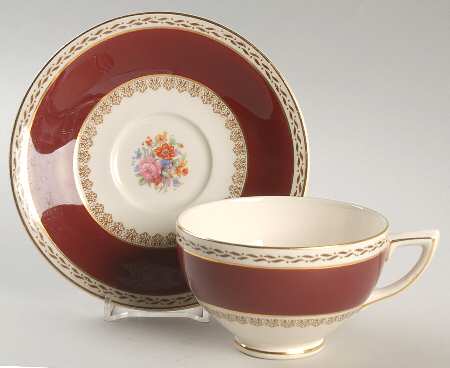 4745 Footed Cup & Saucer Set