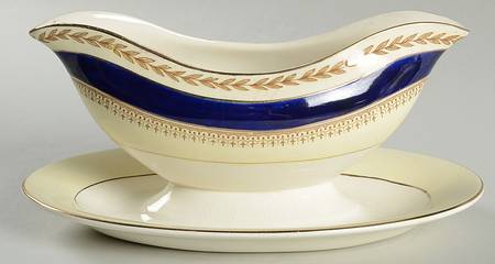 5478 Gravy Boat with Attached Underplate