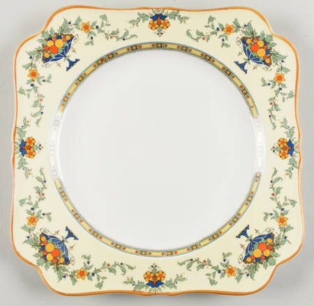 A1476 (Round, Scalloped) Square Luncheon Plate