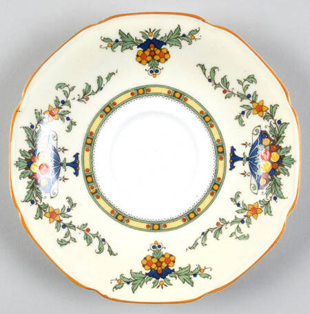 A1476 (Round, Scalloped) Saucer