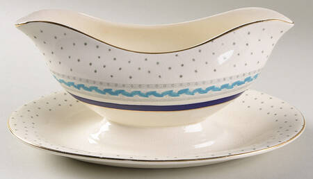 Andover Gravy Boat with Attached Underplate