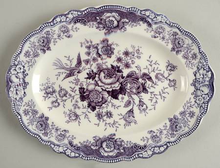 Bristol Mulberry 10" Oval Serving Platter
