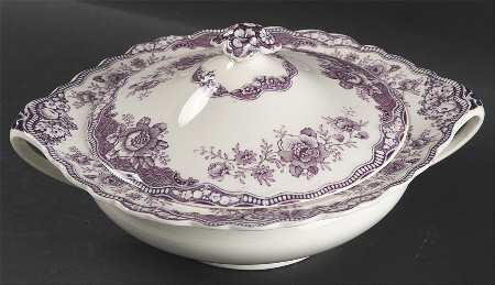 Bristol Mulberry Round Covered Vegetable