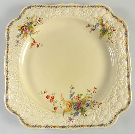 Chatham Square Cake Plate