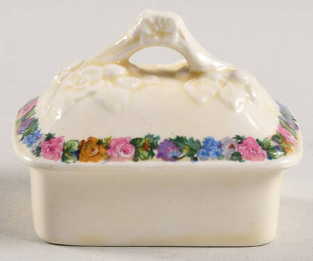 Charm Lid for Hot Water Jug
