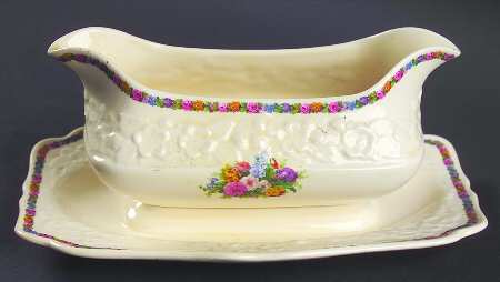 Charm Gravy Boat with Attached Underplate